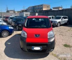 Peugeot Bipper 1.4 HDi 70CV Autocarro 5 Posti