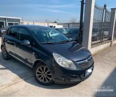 Opel Corsa 1.2 80CV 5 porte GPL-TECH Edition