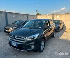 Ford Kuga 1.5 TDCI 120 CV Automatica 2019 Titanium - 1