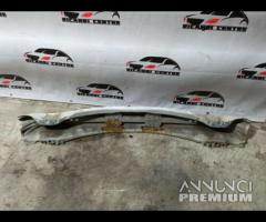 TRAVERSA PARAURTI POSTERIORE  VOLVO V40 2013 31299