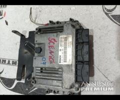 CENTRALINA MOTORE ECU RENAULT SCENIC 0281013907 82