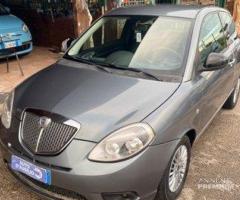 Lancia Ypsilon 1.3 Multijet 2011 Full