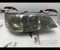 FARO FANALE ANTERIORE DESTRA HONDA LEGEND HCHR-107 - 1