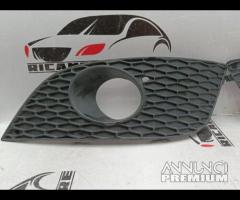 GRIGLIA FENDINEBBIA PARAURTI SX/DX SEAT LEON 1P085