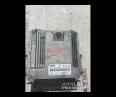 CENTRALINA MOTORE ECU OPEL VIVARO 0281019840 23710 - 5