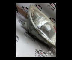 FARO FANALE ANTERIORE DESTRA DAIHATSU TERIOS J2 20 - 8