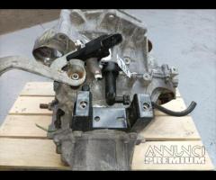 CAMBIO MANUALE 6M 02U300050N ( PRM ) AUDI A1 VW GO - 16