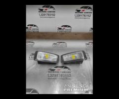 LUCE DI CORTESIA PARAURTI POSTERIORE DX\\SX AUDI A - 8