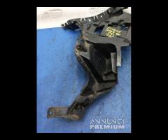 SUPPORTO STAFFA PARAURTI POSTERIORE SX LAND ROVER - 13