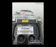 CENTRALINA AMPLIFICATORE AUDI A3 2008  8P3035223B