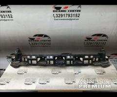 STAFFA PARAURTI POSTERIORE RANGE ROVER VELAR J8A2-