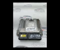 CENTRALINA MOTORE ECU OPEL ASTRA J 55577674 028101