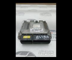 CENTRALINA MOTORE ECU OPEL ASTRA J 55577674 028101 - 6