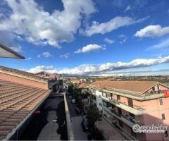 Mansarda di 2 vani Panoramica Gravina di Catania c - 20