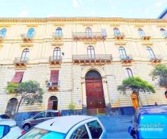 Appartamento 7 vani con Terrazzo Catania zona Teat - 1