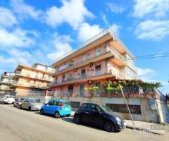 Appartamento 4 vani con garage e Terrazza Aci Cate