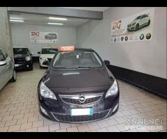 Opel astra 1.4 gpl scad 2033 unico pro 2013