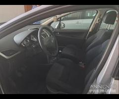 Peugeot 207 sw 1.6 hdi unico prop 2008 tetto aprib