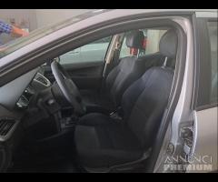 Peugeot 207 sw 1.6 hdi unico prop 2008 tetto aprib - 8