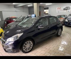 Peugeot 208 hdi 75 cv optional 2018 - 12