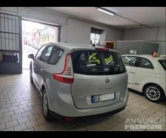 Renault scenic x mod 1.6 dci 7 posti uni pro 2012 - 17