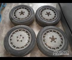 Cerchi In Lega Da 15" Per Mercedes 190E - W124 - 9