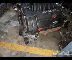 Motore Per Jaguar XJ 4.0 V8 1996 Sigla KKDLG - 4