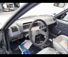 Peugeot 205 3 Porte Demolita - Per Ricambi