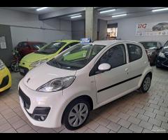 Peugeot 107 unico prop 2012 restayling - 9