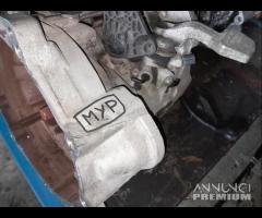 Cambio Manuale Per Volkswagen Passat 1.6 TDI 2012 - 4