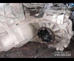 Cambio Manuale Per Volkswagen Passat 1.6 TDI 2012 - 10