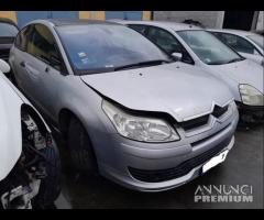 CitroÃ¨n C4 CoupÃ¨ Demolita - Per Ricambi - 1