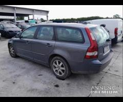 Volvo V50 2.0 TD 2007 Demolita - Per Ricambi