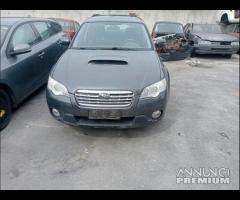 Subaru Legacy Outback 2011 2.0 TD Per Ricambi - 2