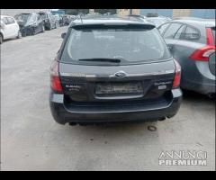 Subaru Legacy Outback 2011 2.0 TD Per Ricambi