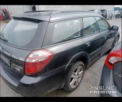 Subaru Legacy Outback 2011 2.0 TD Per Ricambi - 6