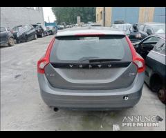 Volvo V60 2015 2.0TD Demolita - Per Ricambi