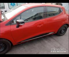 Renault Clio 2015 900 TCE Demolita - Per Ricambi - 7