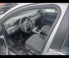 Volkswagen Passat 2012 1.6TD Demolita - Ricambi