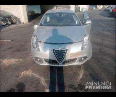 Alfa Romeo Giulietta Demolita - Per Ricambi 1.4TB