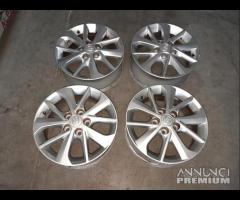 Cerchi In Lega Da 16" Per Toyota Auris - Avensis - 1