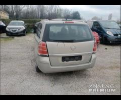 Opel Zafira B 2008 1.9TD Demolita - Per Ricambi - 5