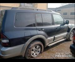 Mitsubishi Pajero DID 4M41 Passo Lungo Ricambi - 8