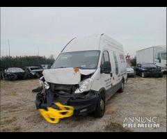 Iveco Daily 2013 2.3TD F1AE3481C Per Ricambi