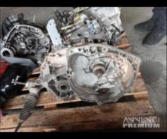 Cambio Manuale Per Saab 9.3 1.9 TD Biturbo - 1