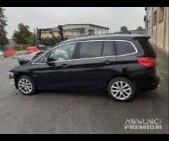 Bmw Serie 2 216D Active Tourer Demolita - Ricambi