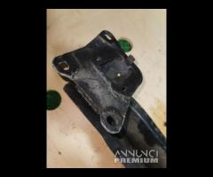 TRAVERSA PARAURTI POSTERIORE VOLKSWAGEN GOLF 6 1.6