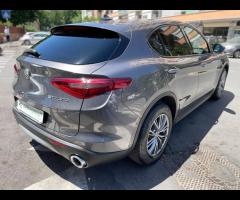 Alfa Romeo Stelvio 2.2 Q4 210cv AT8 Garanzia 12m - 26