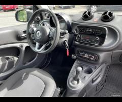 Smart ForTwo 1.0 71cv 18th anniversary UNIPRO - 18