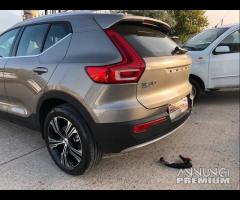 Gancio Traino a Scomparsa Volvo xc40 Westfalia - 1